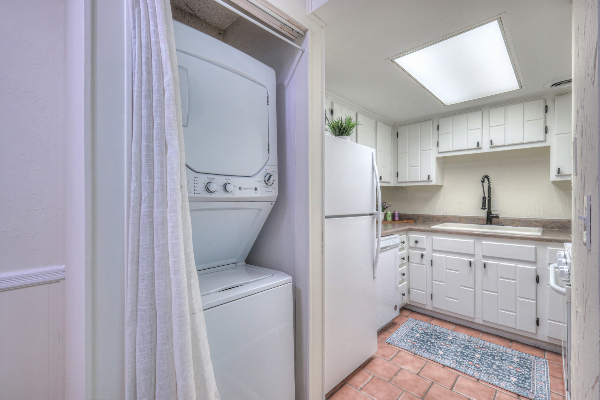 21 Vaughns Gap Rd Unit: J163