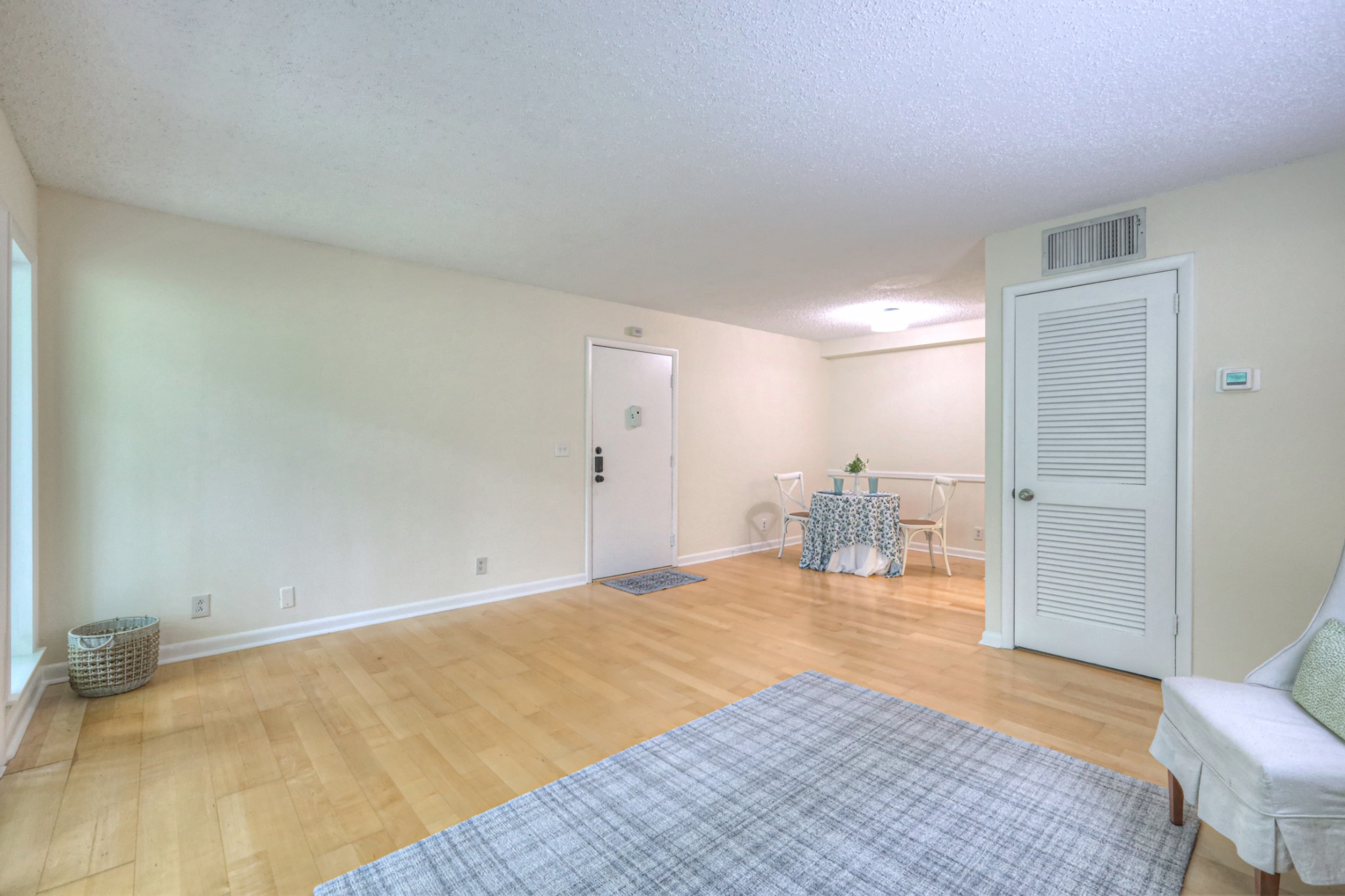 21 Vaughns Gap Rd Unit: J163