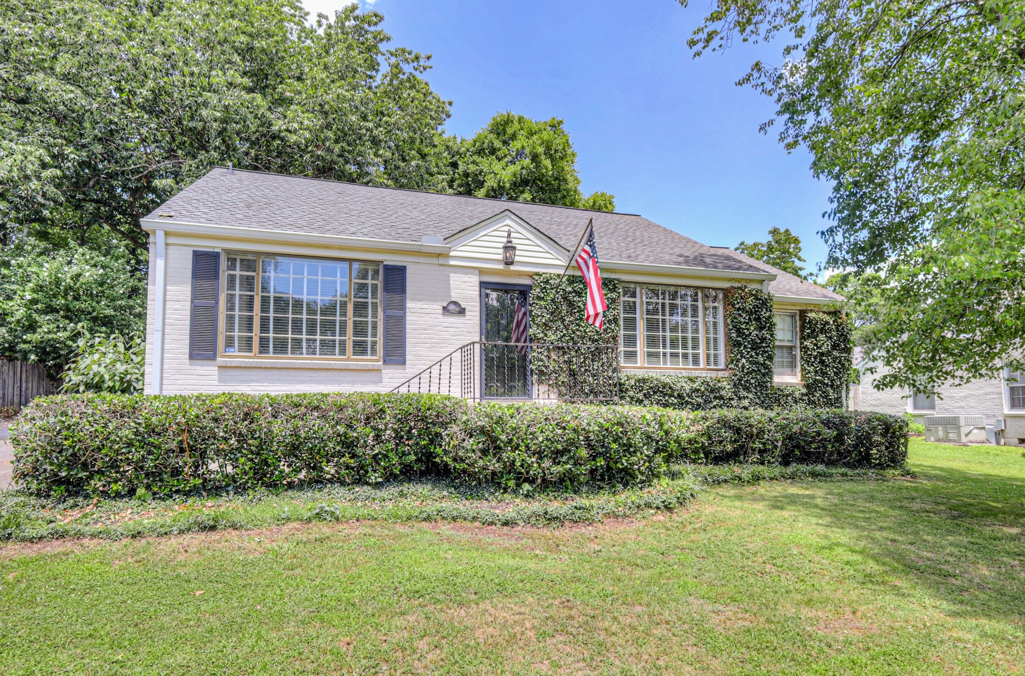 5628 Knob Rd
