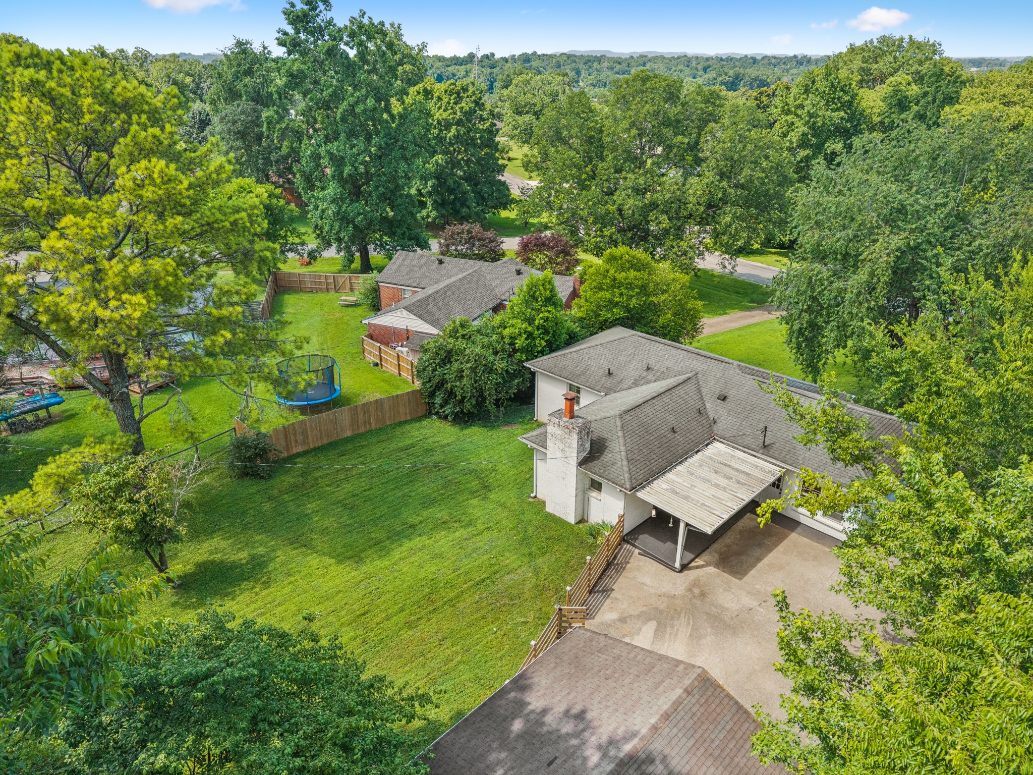 2103 Dearborn Dr