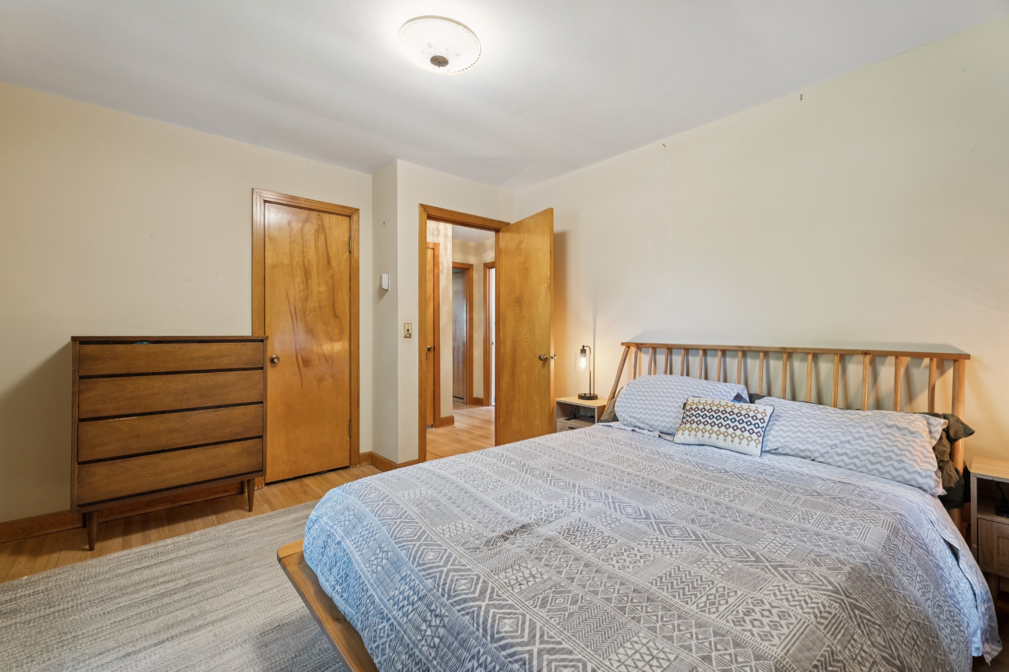 2103 Dearborn Dr