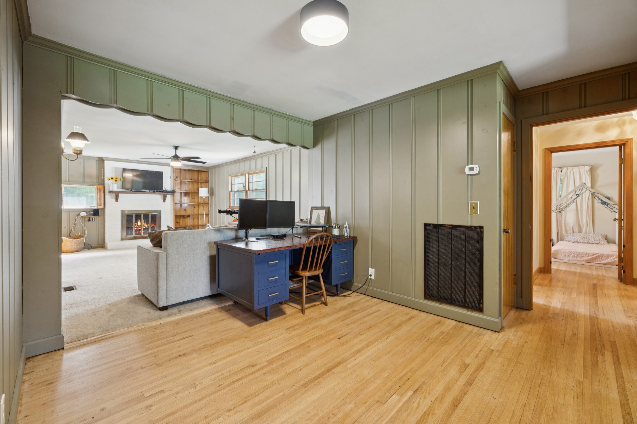 2103 Dearborn Dr