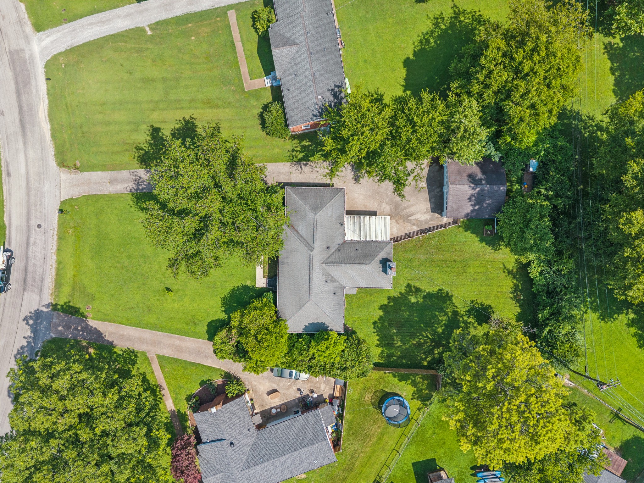 2103 Dearborn Dr
