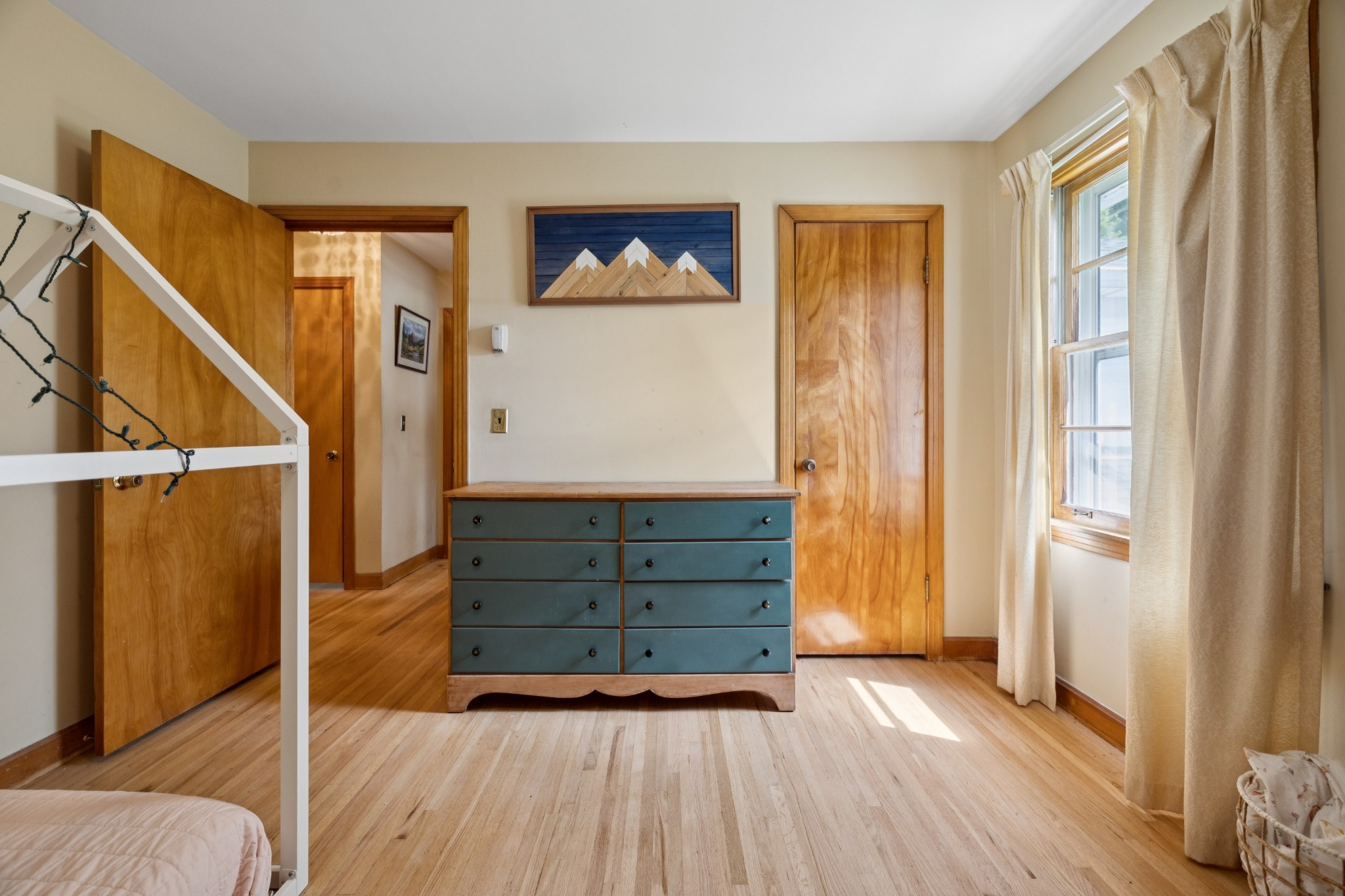 2103 Dearborn Dr