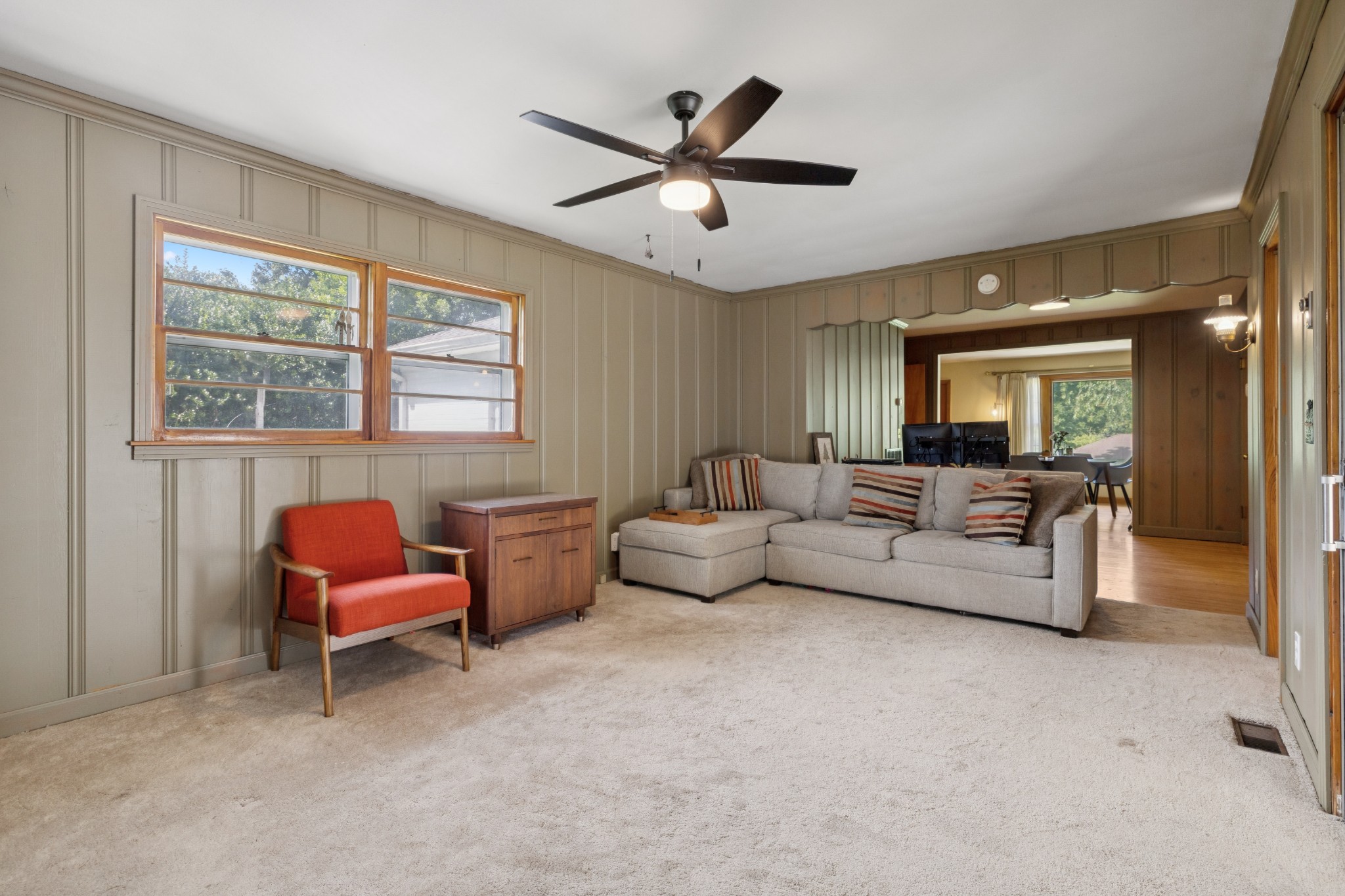 2103 Dearborn Dr