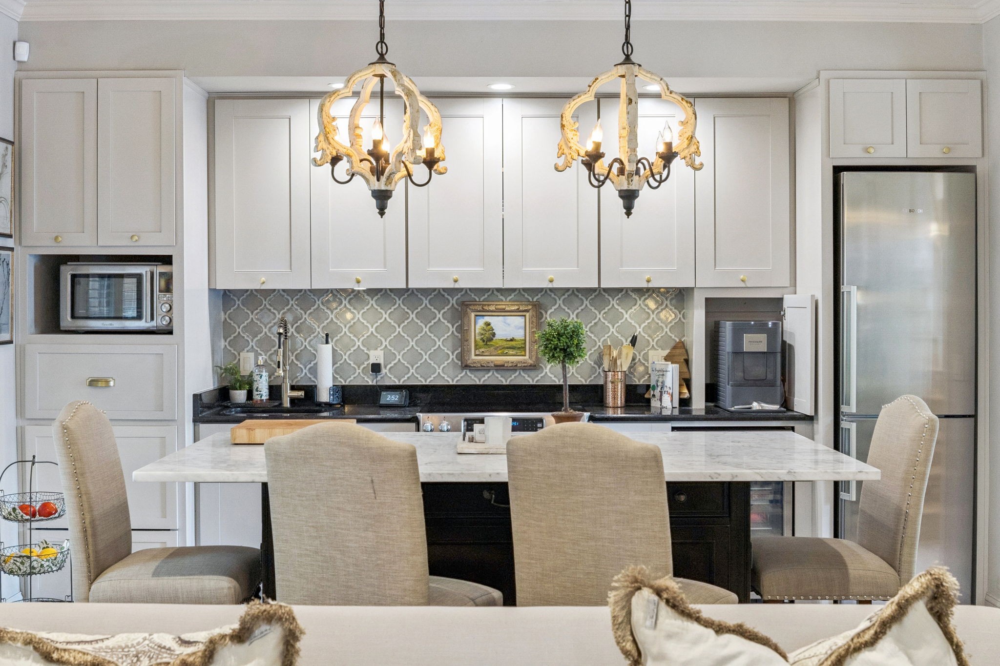 410 Charlesgate Ct