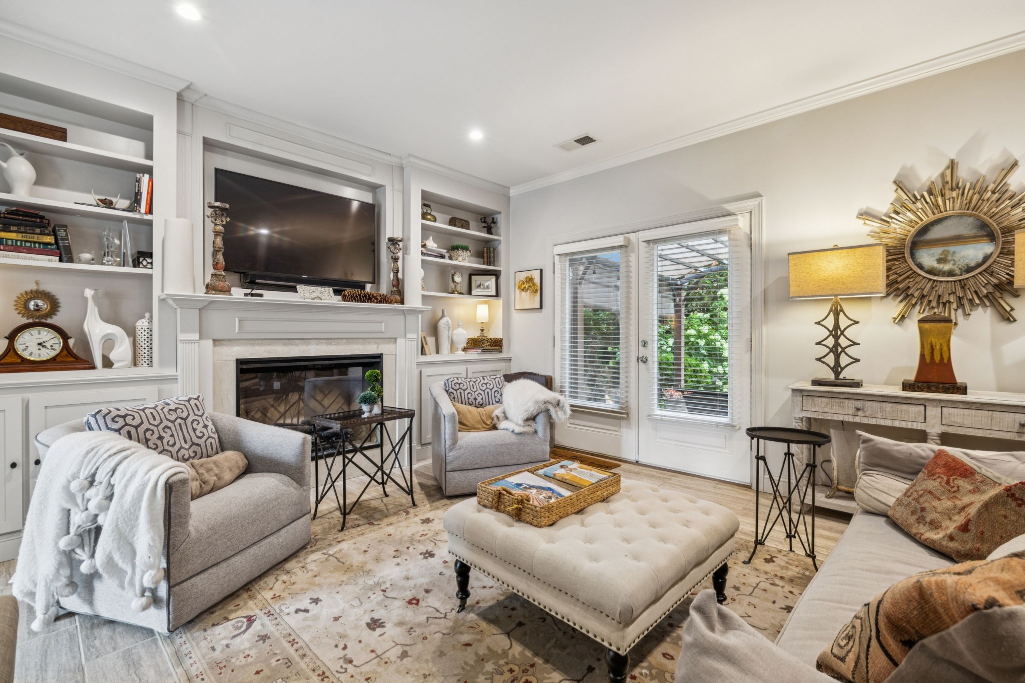410 Charlesgate Ct