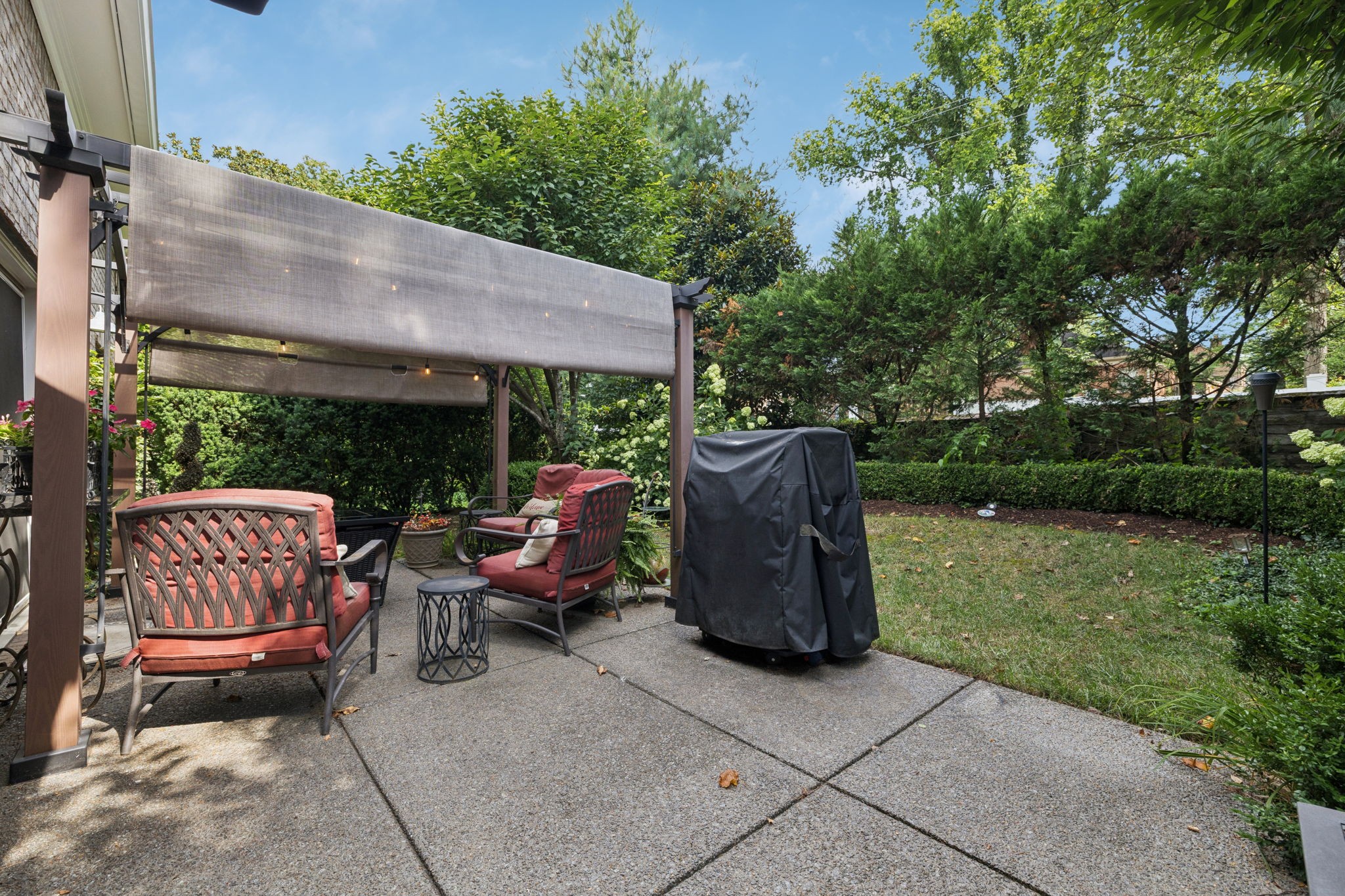 410 Charlesgate Ct