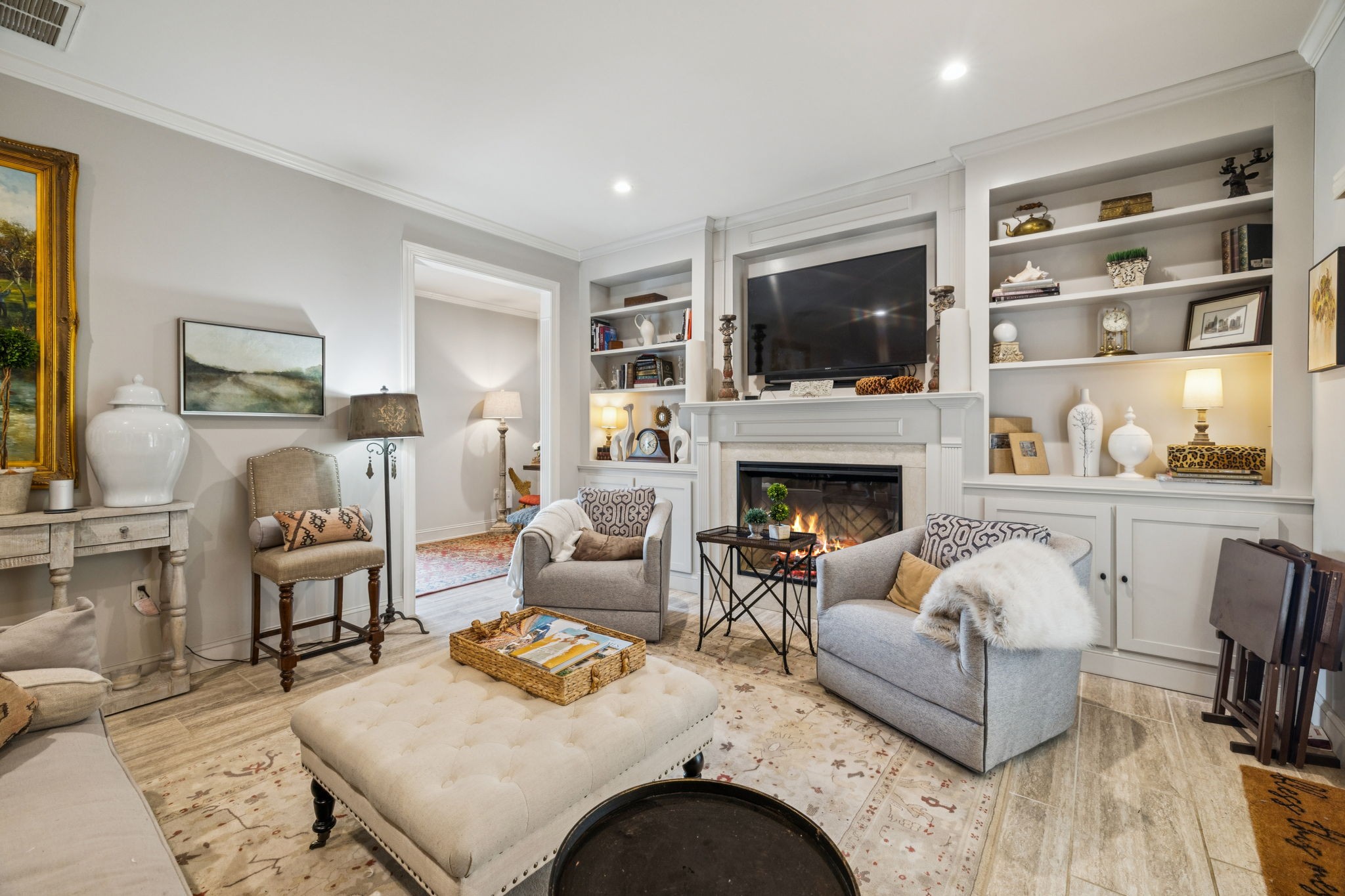 410 Charlesgate Ct