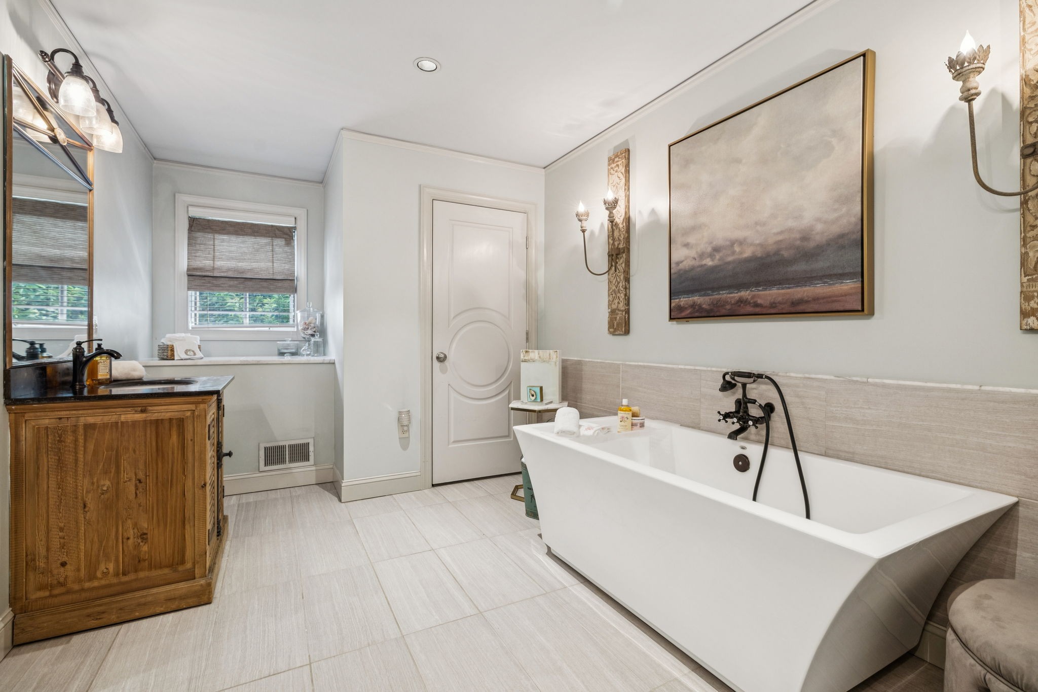 410 Charlesgate Ct