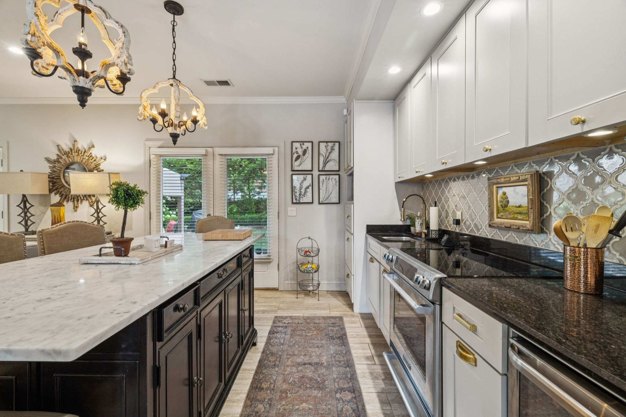 410 Charlesgate Ct