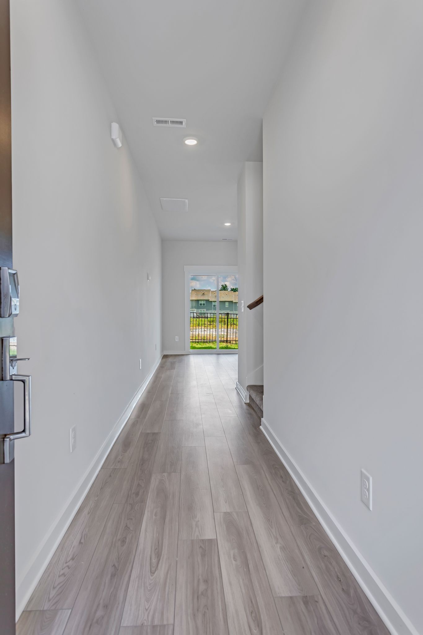 1643 Manuka Lane