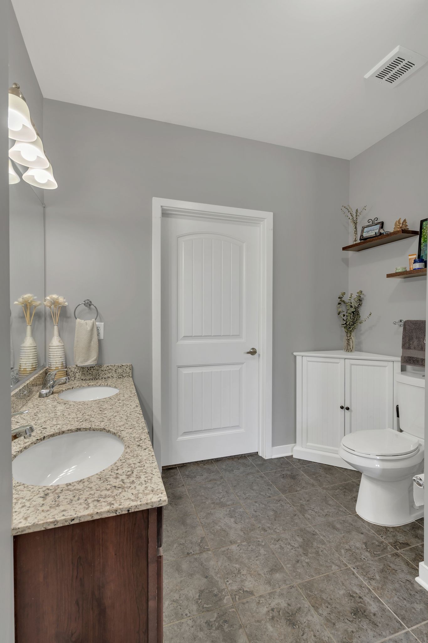 1122 Litton Ave Unit: 213