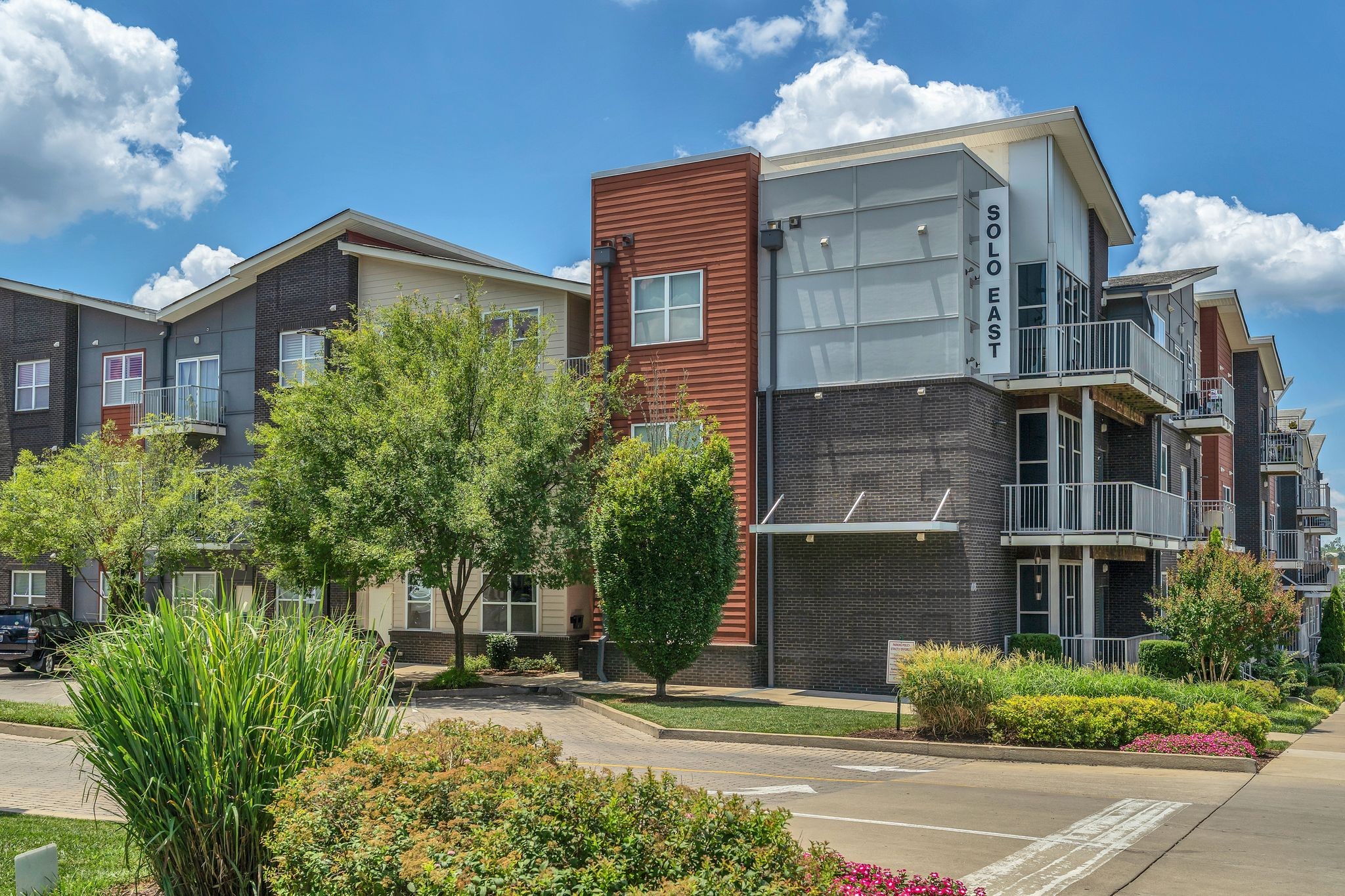 1122 Litton Ave Unit: 213