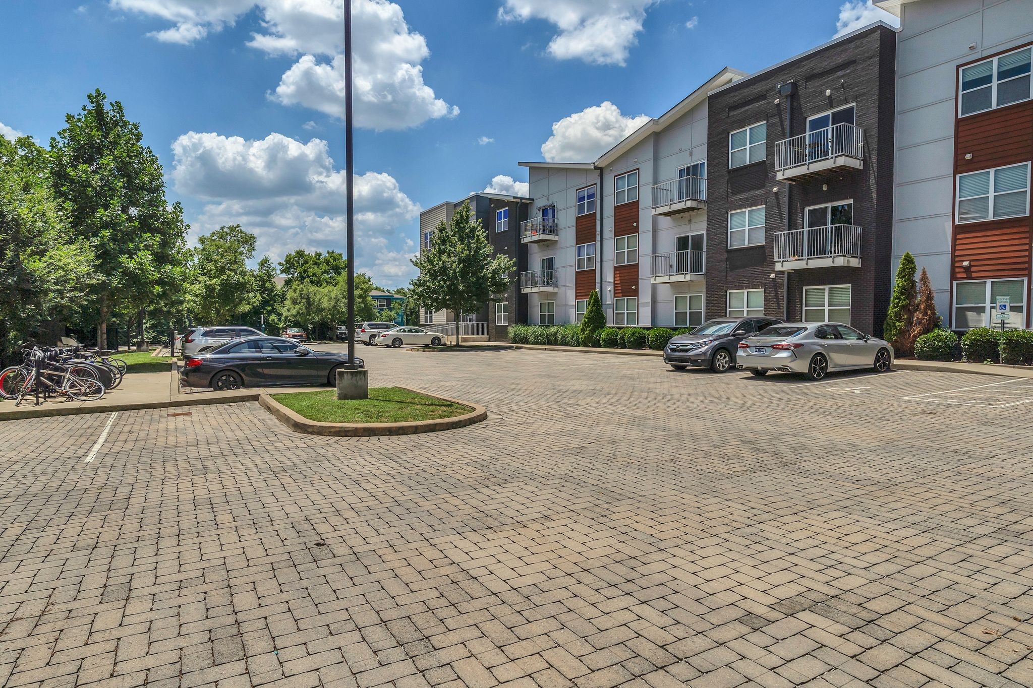 1122 Litton Ave Unit: 213