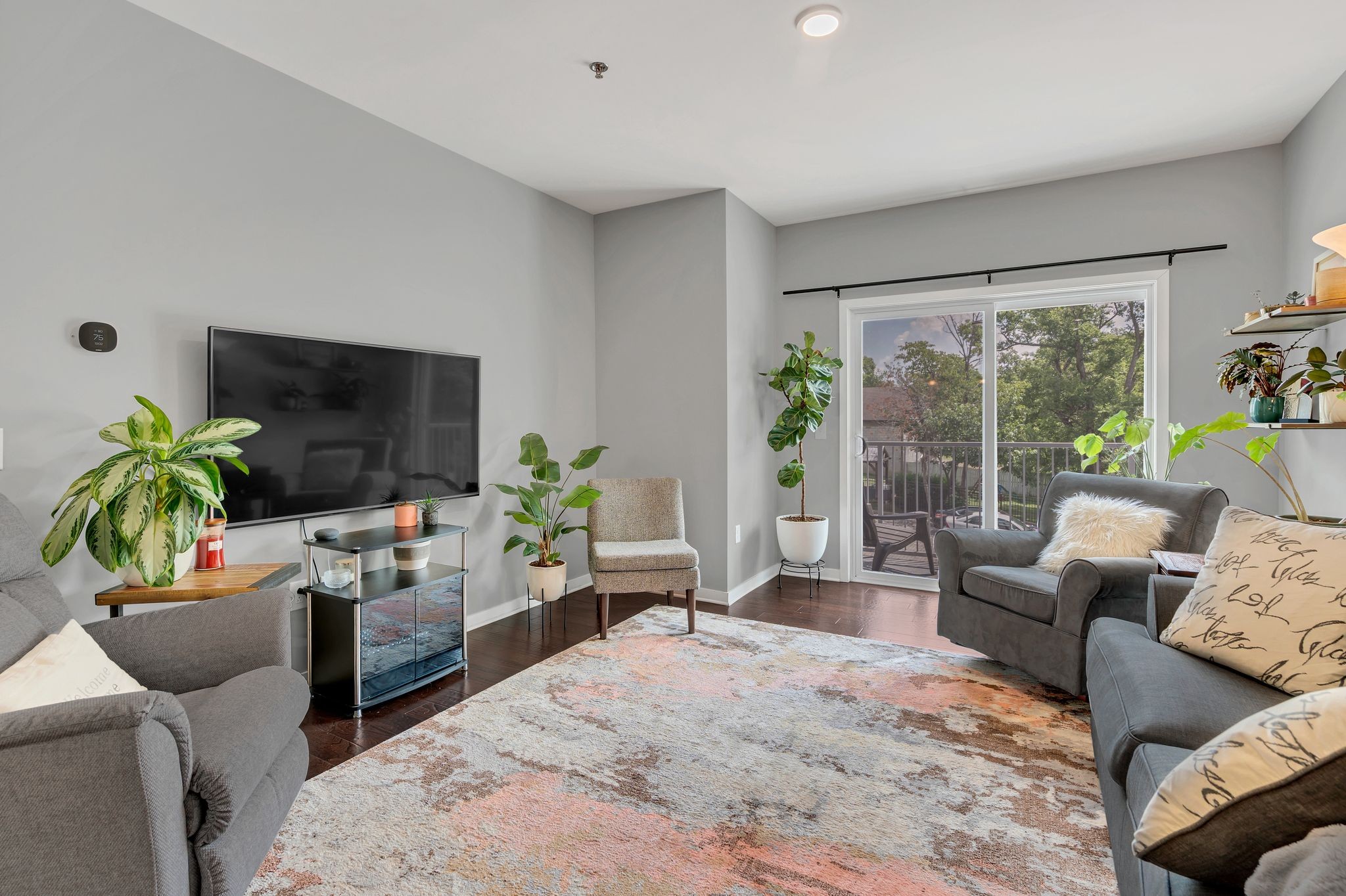 1122 Litton Ave Unit: 213