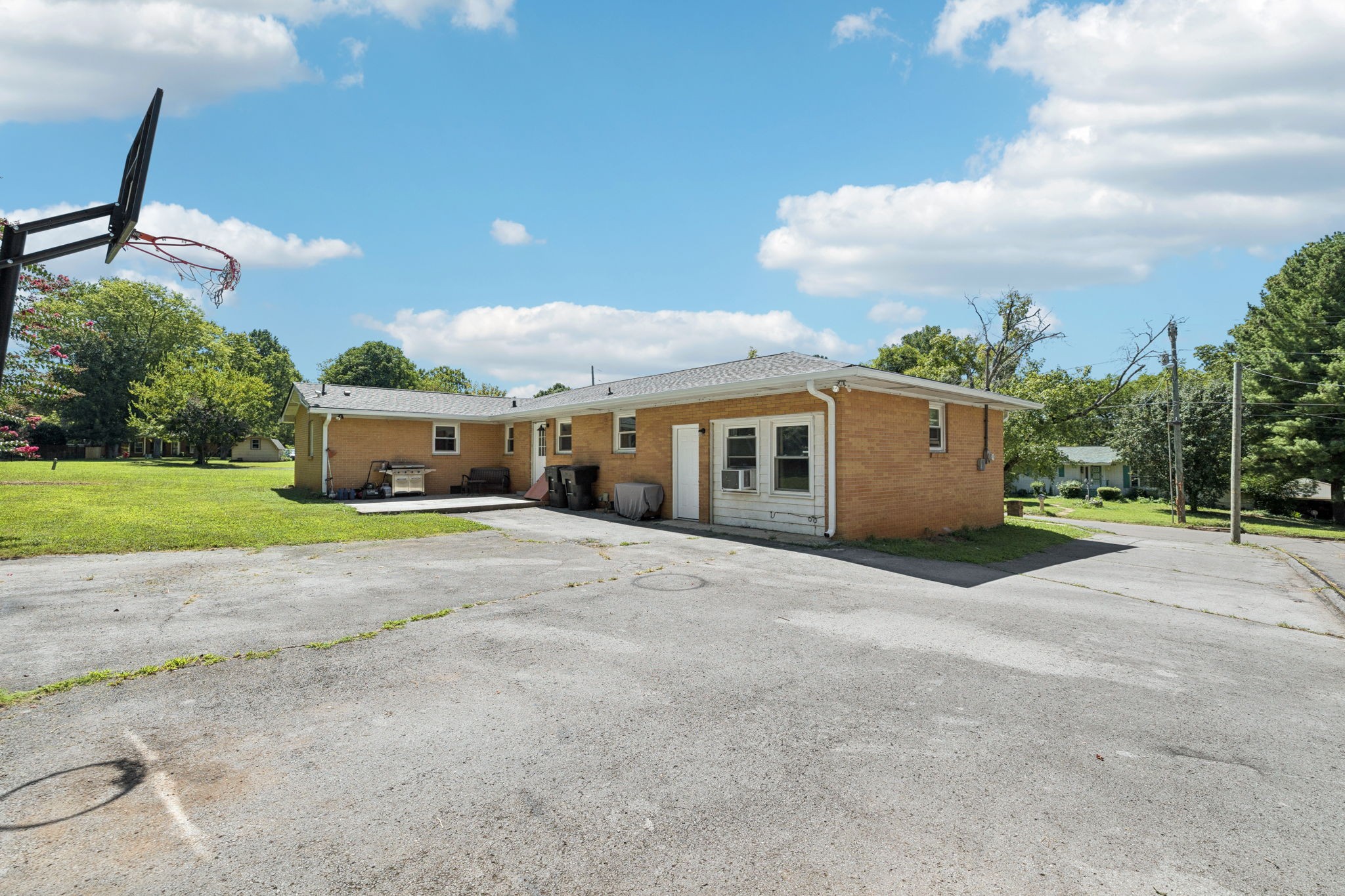 331 Eventide Dr