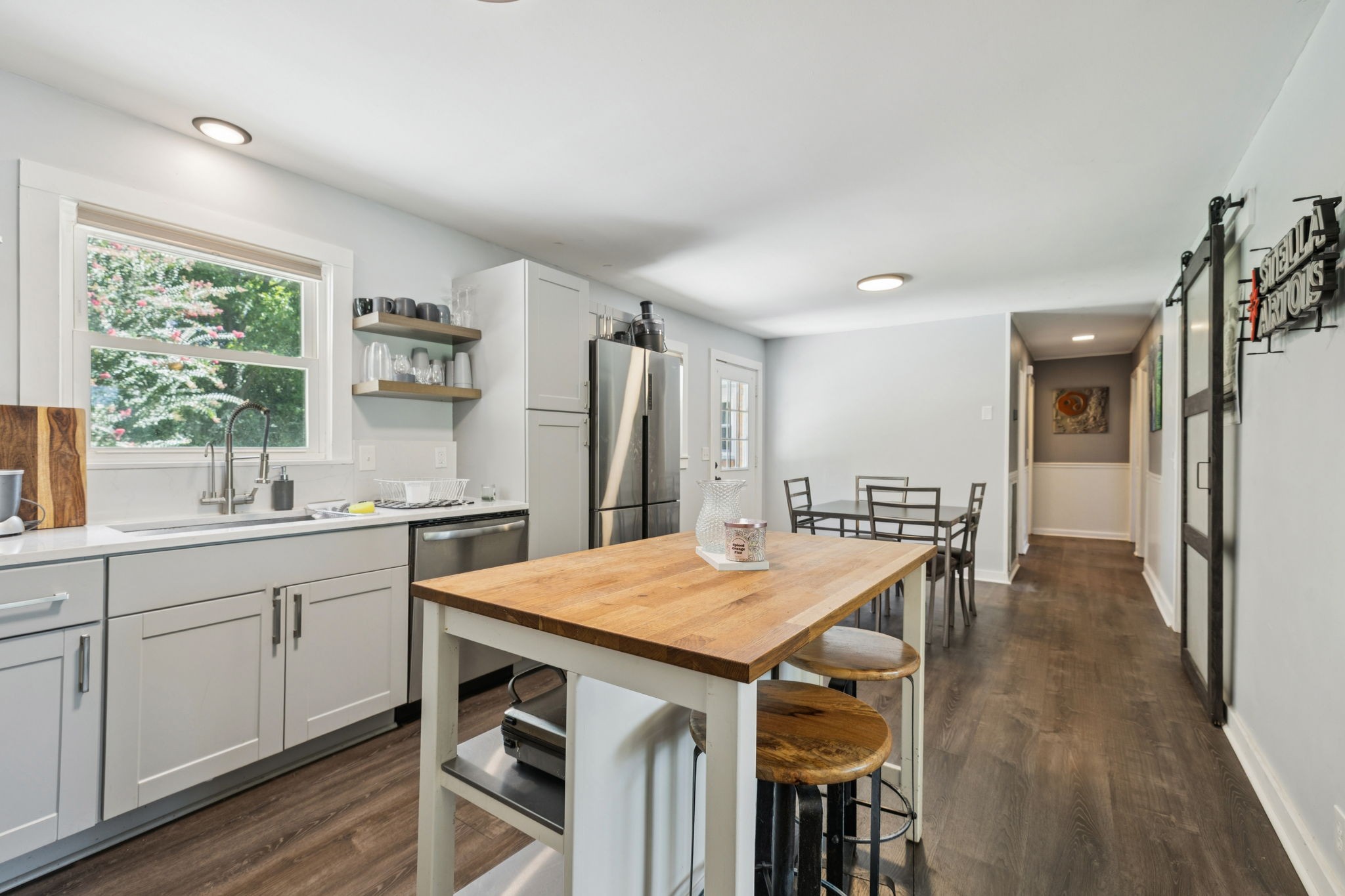 331 Eventide Dr