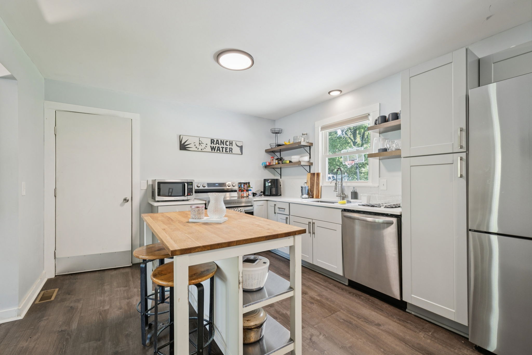 331 Eventide Dr