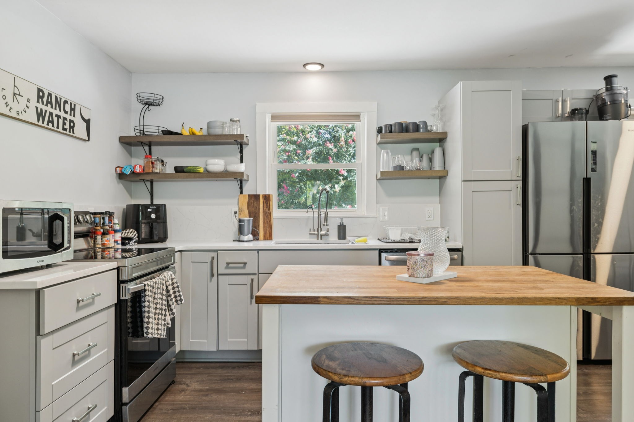 331 Eventide Dr
