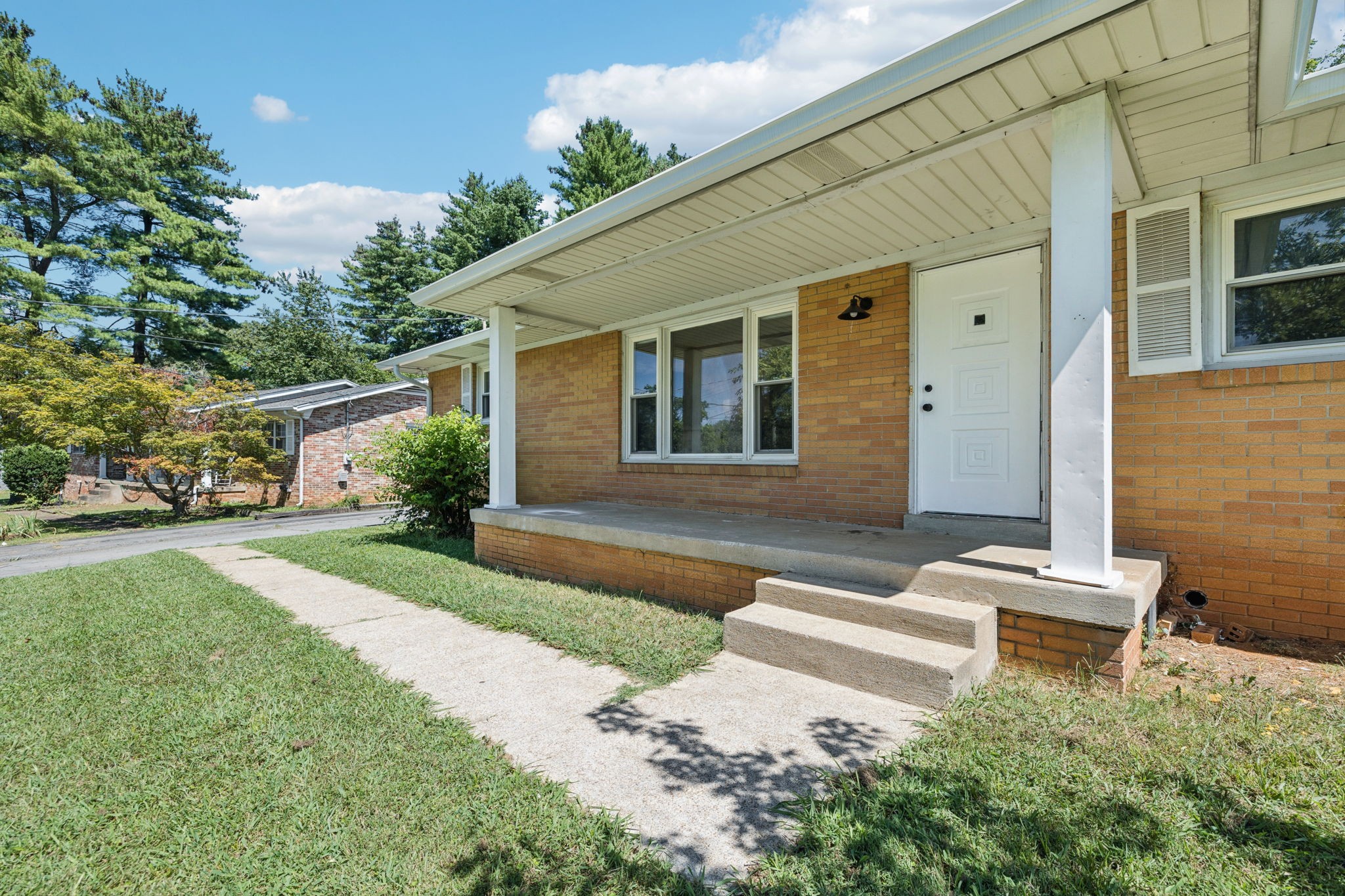 331 Eventide Dr