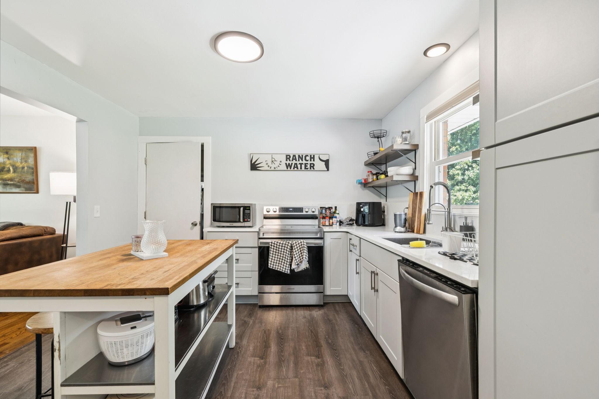 331 Eventide Dr
