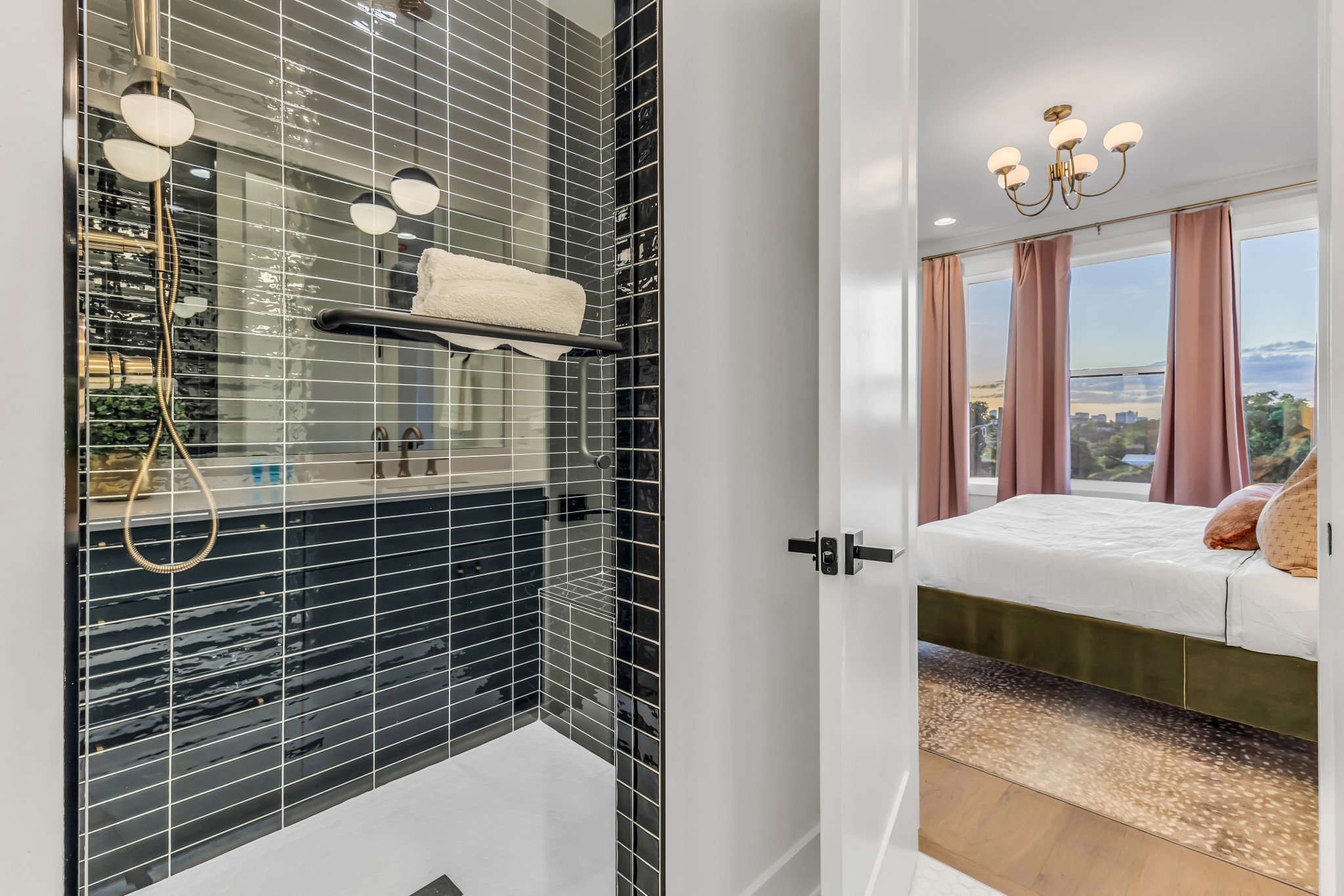 2176 Carson St Unit: 5