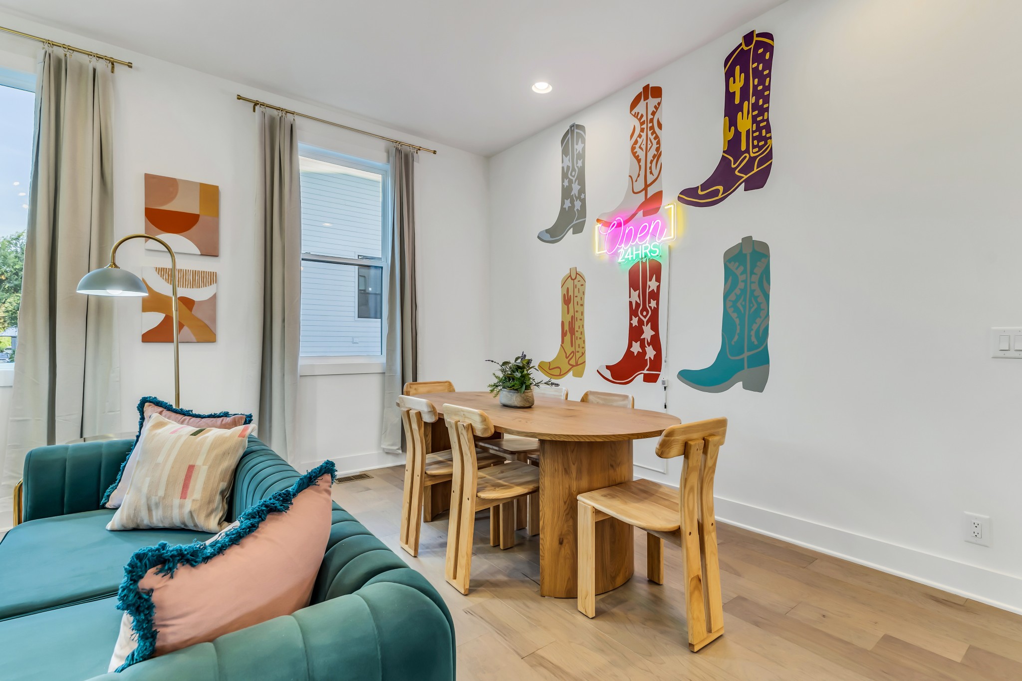 2176 Carson St Unit: 5