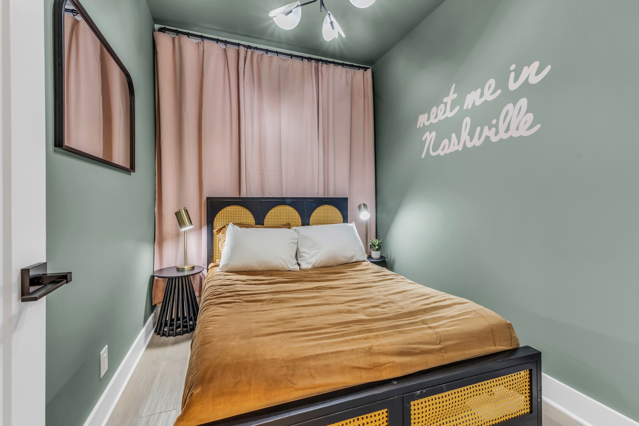 2176 Carson St Unit: 5