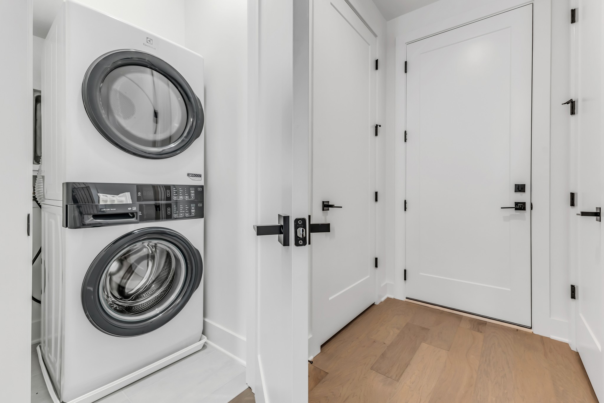 2176 Carson St Unit: 5
