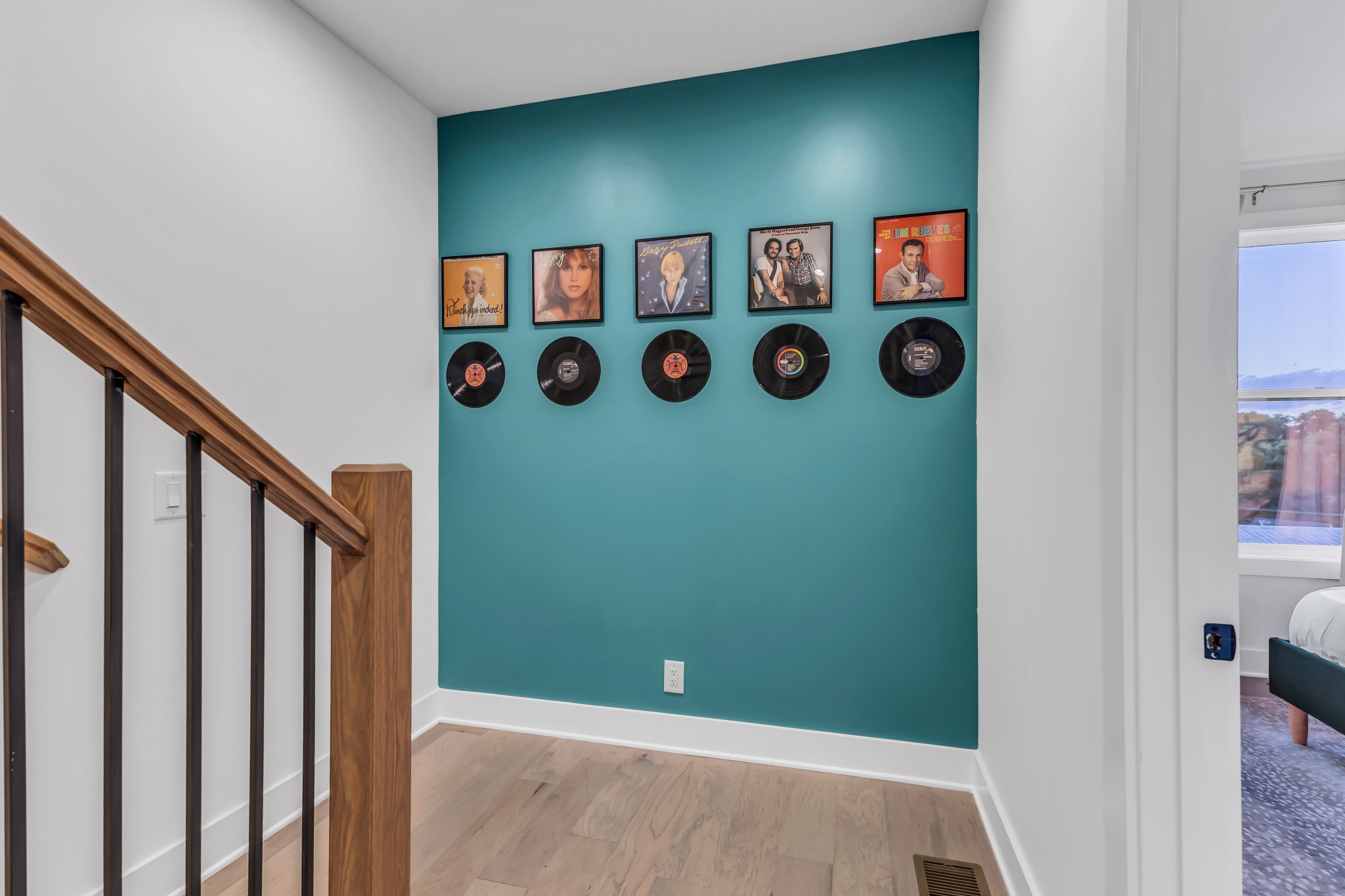 2176 Carson St Unit: 5