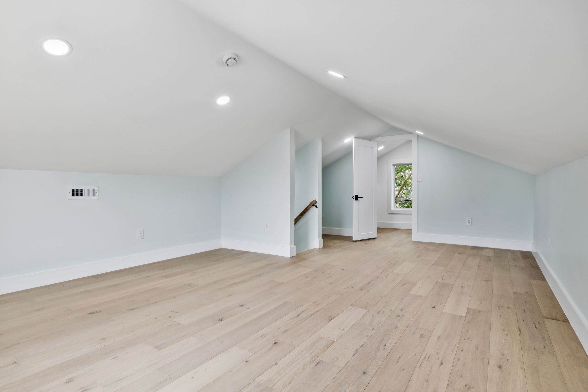 509 Veritas St
