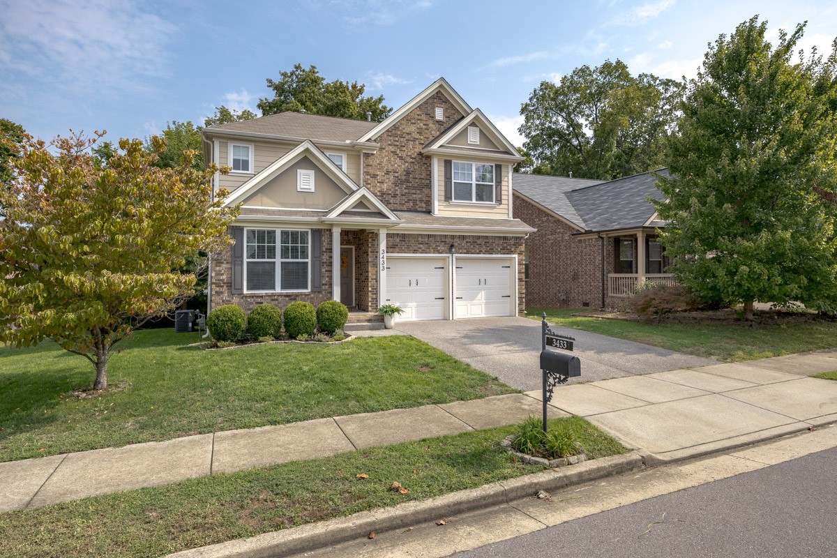 3433 Turfway Ln
