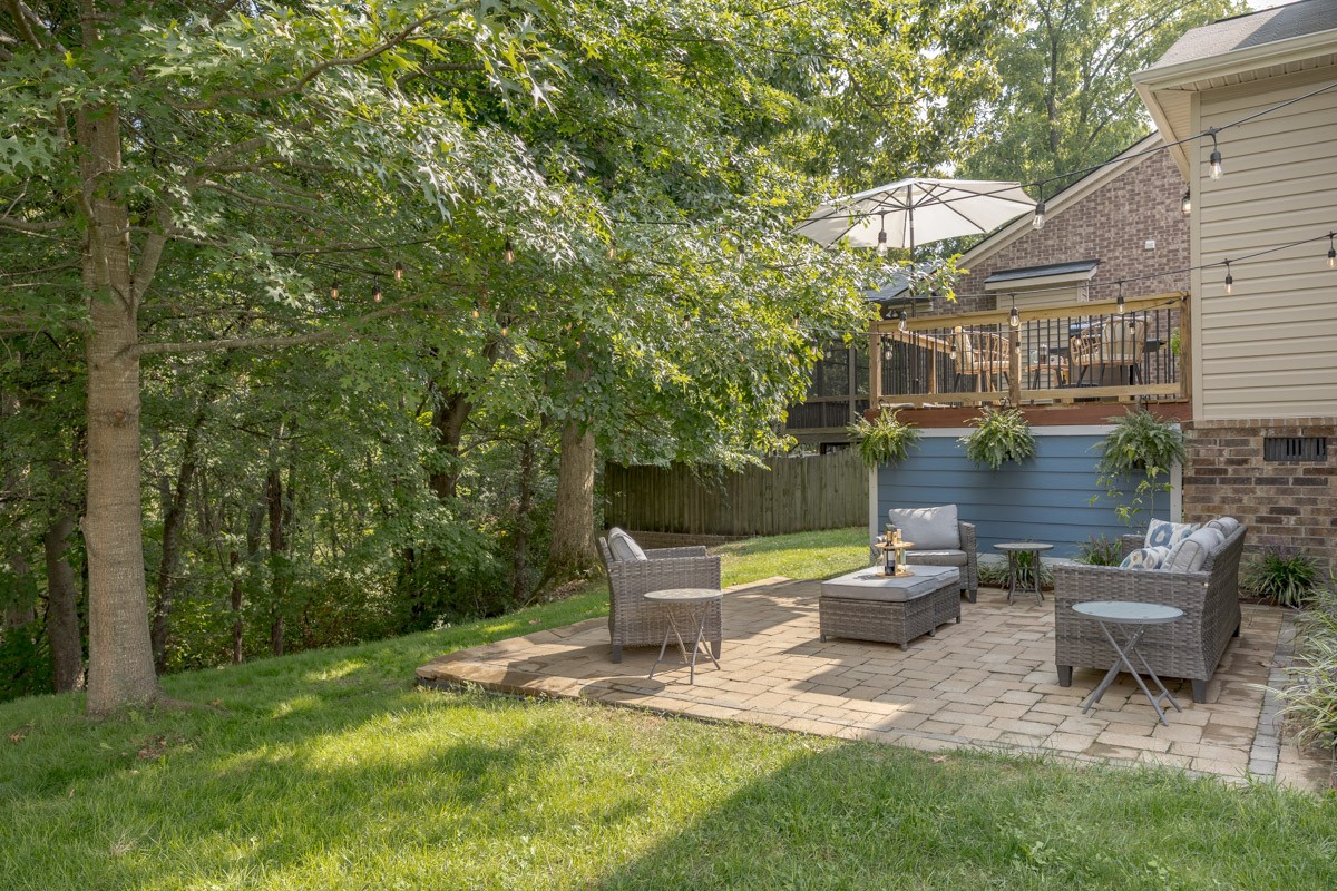 3433 Turfway Ln