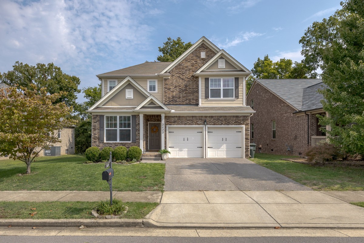 3433 Turfway Ln