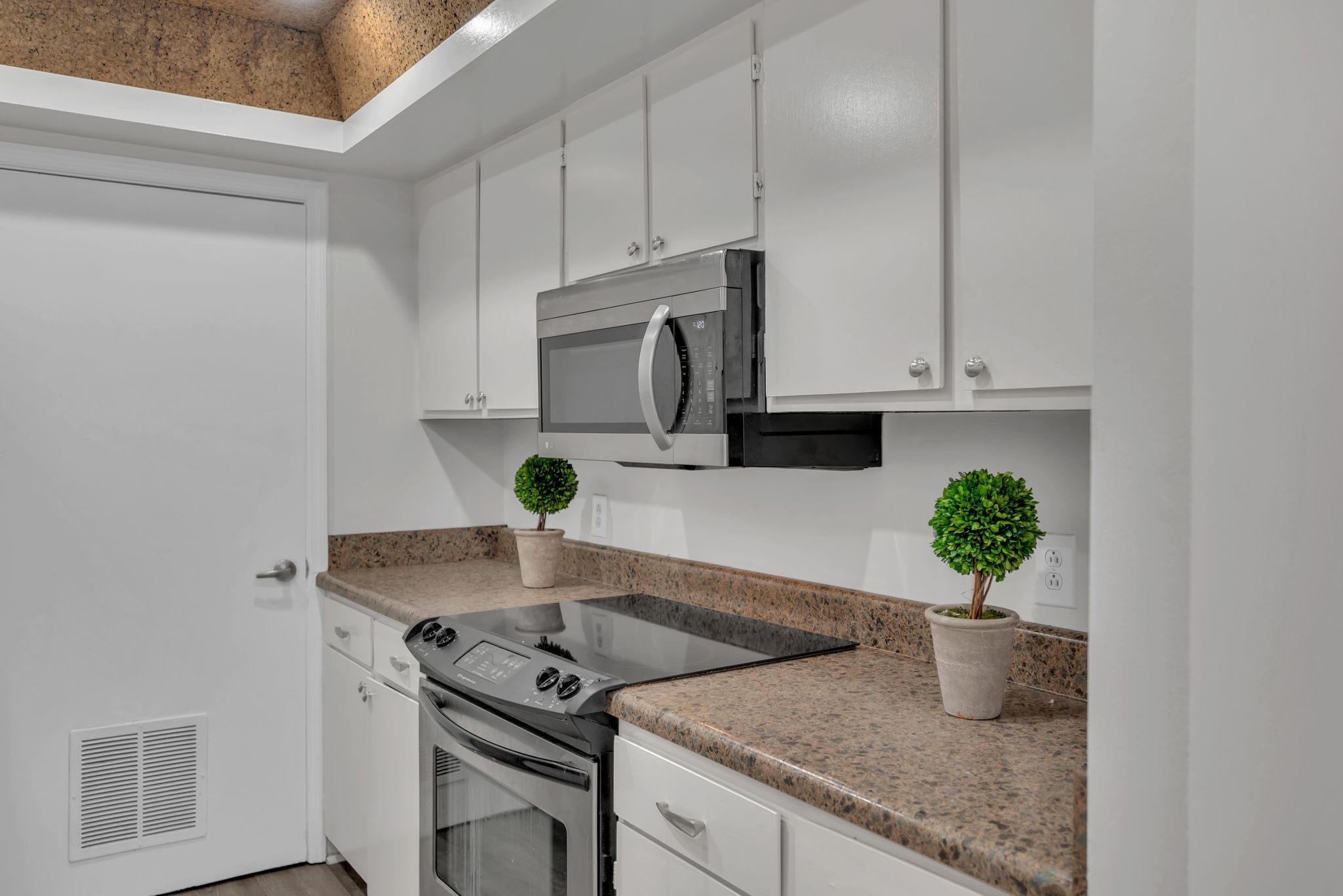 5025 Hillsboro Pike Unit: 14Q