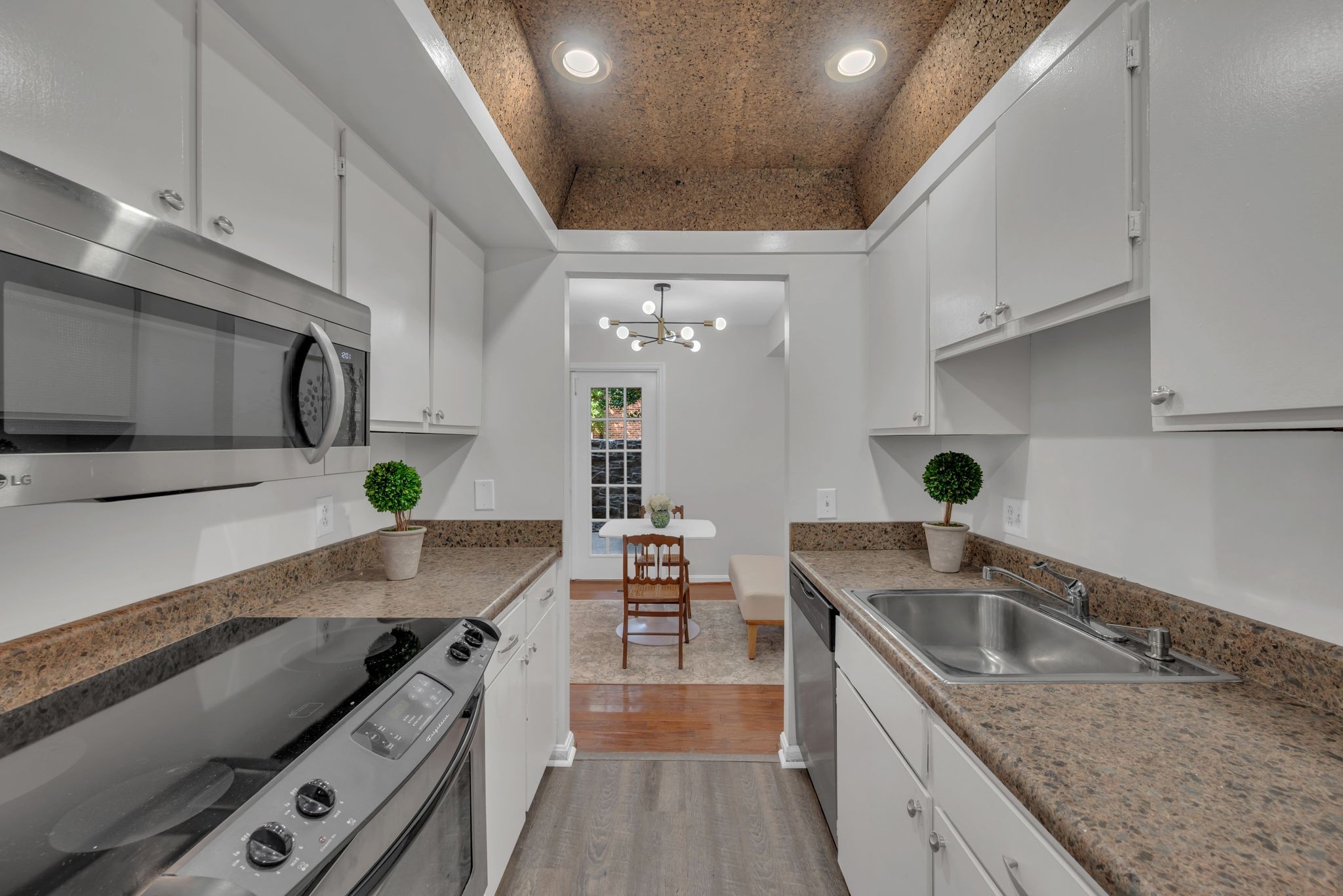 5025 Hillsboro Pike Unit: 14Q