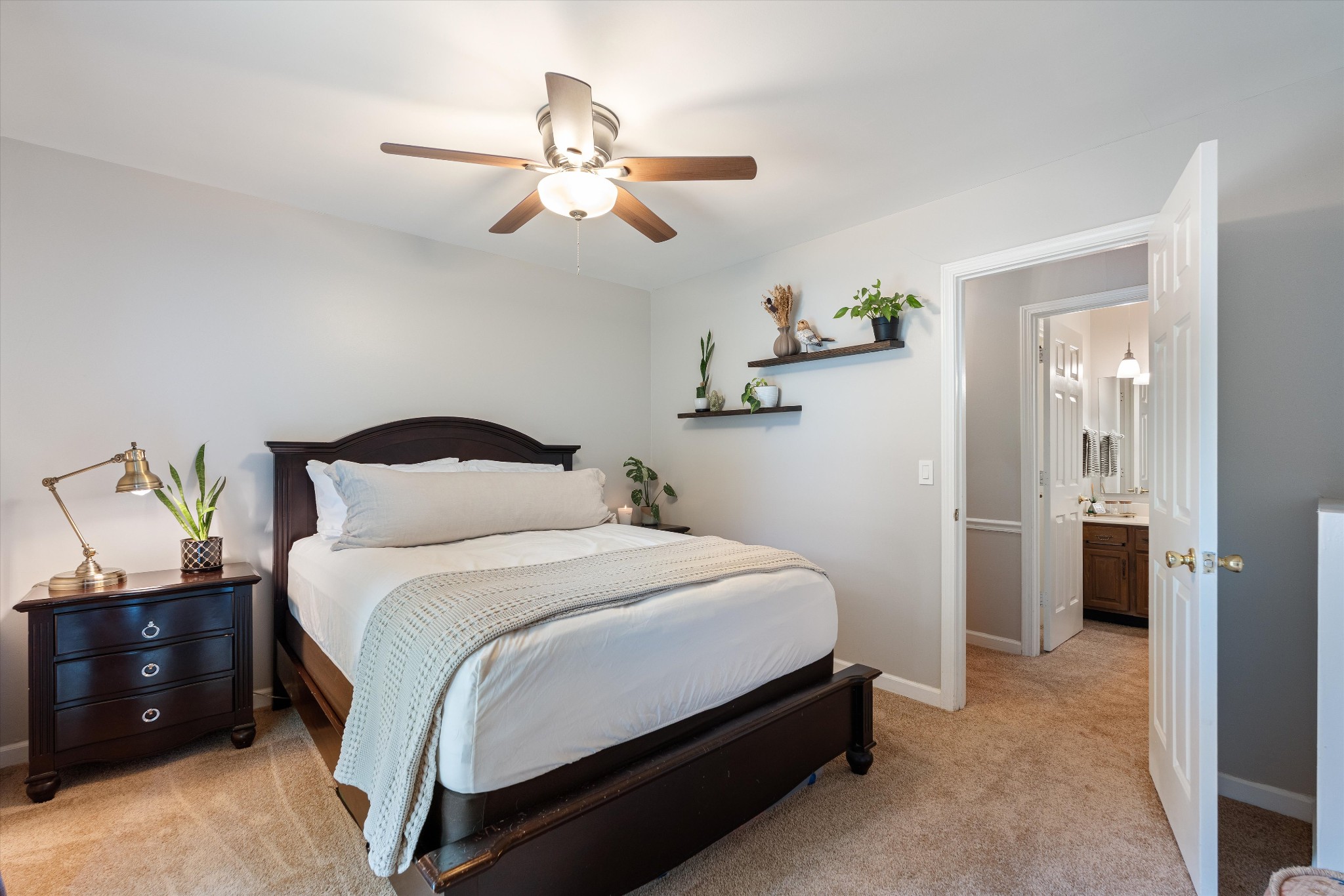 7226 Mark Dr
