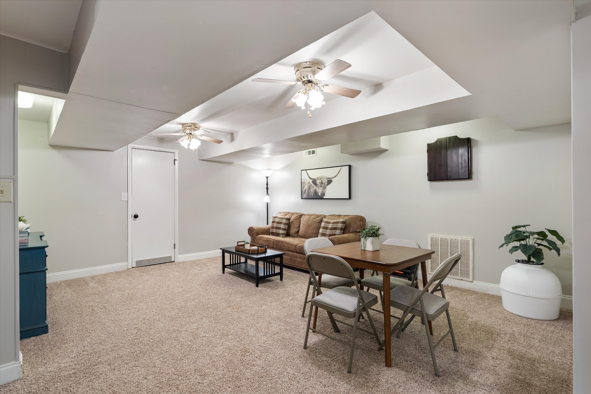 7226 Mark Dr