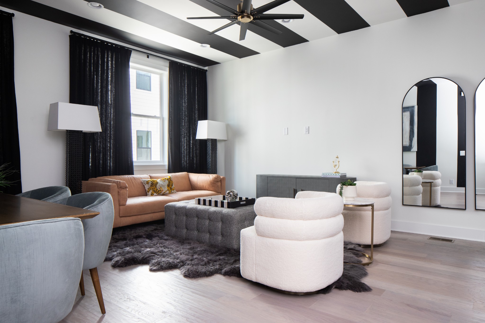 2176 Carson St Unit: 21