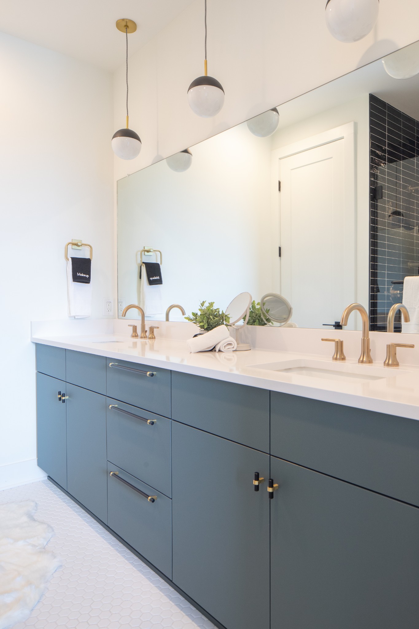 2176 Carson St Unit: 21