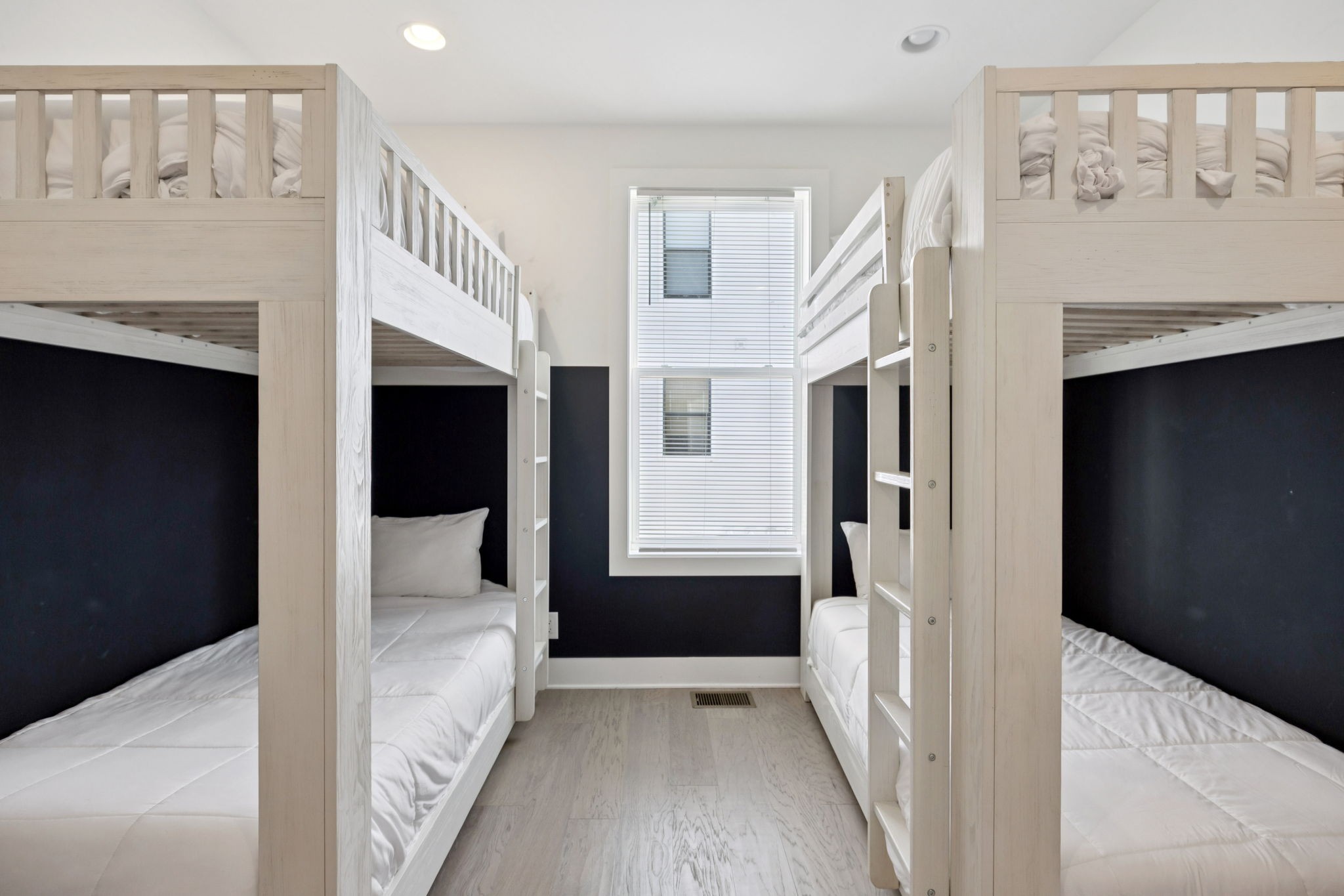 2176 Carson St Unit: 21