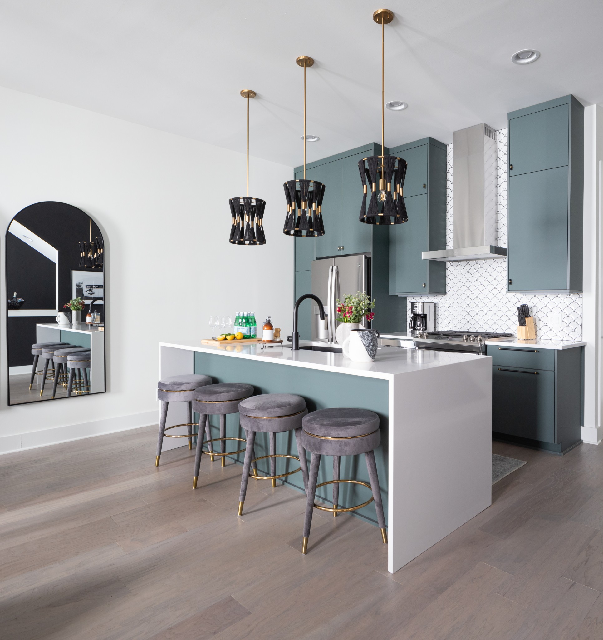 2176 Carson St Unit: 21