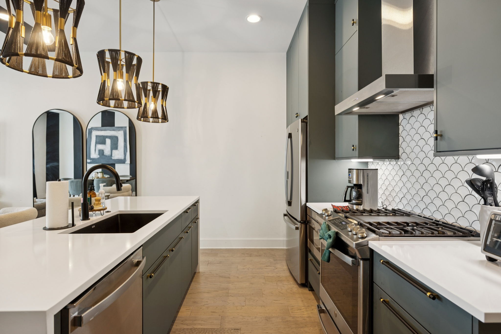2176 Carson St Unit: 21