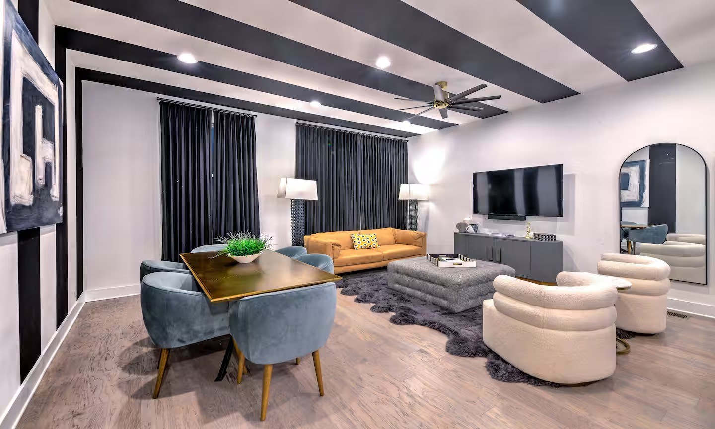 2176 Carson St Unit: 21