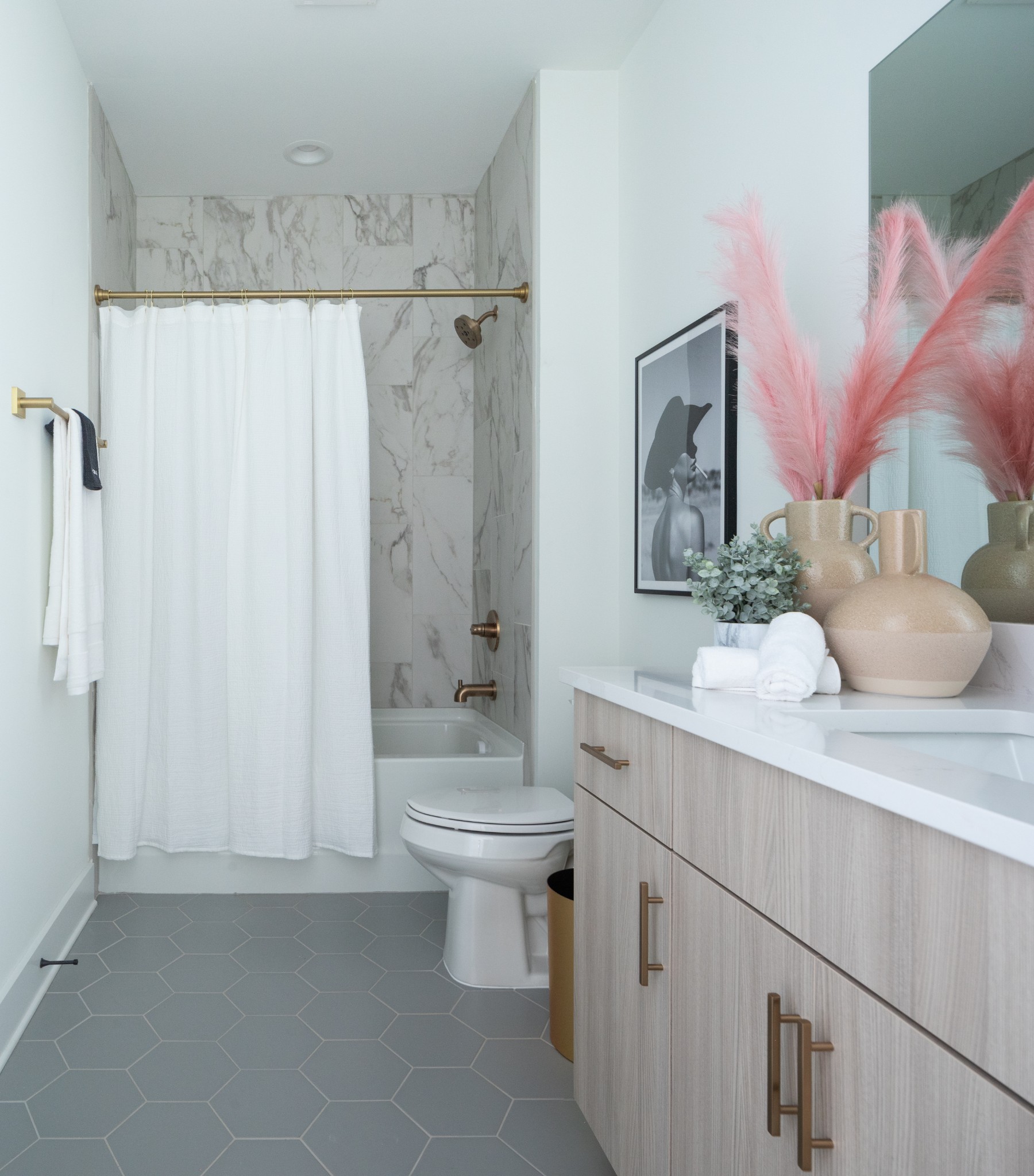 2176 Carson St Unit: 22