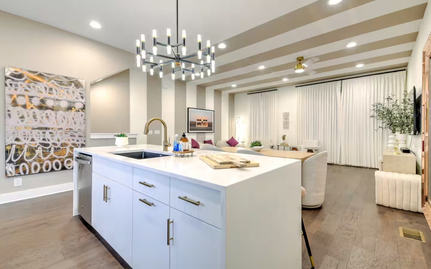 2176 Carson St Unit: 22