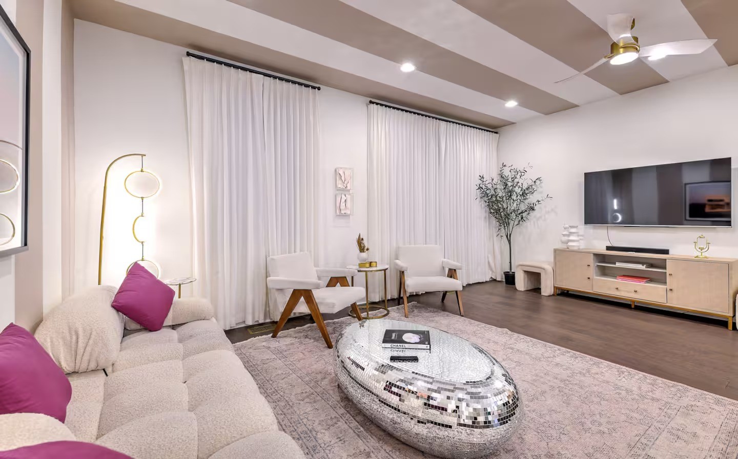 2176 Carson St Unit: 22