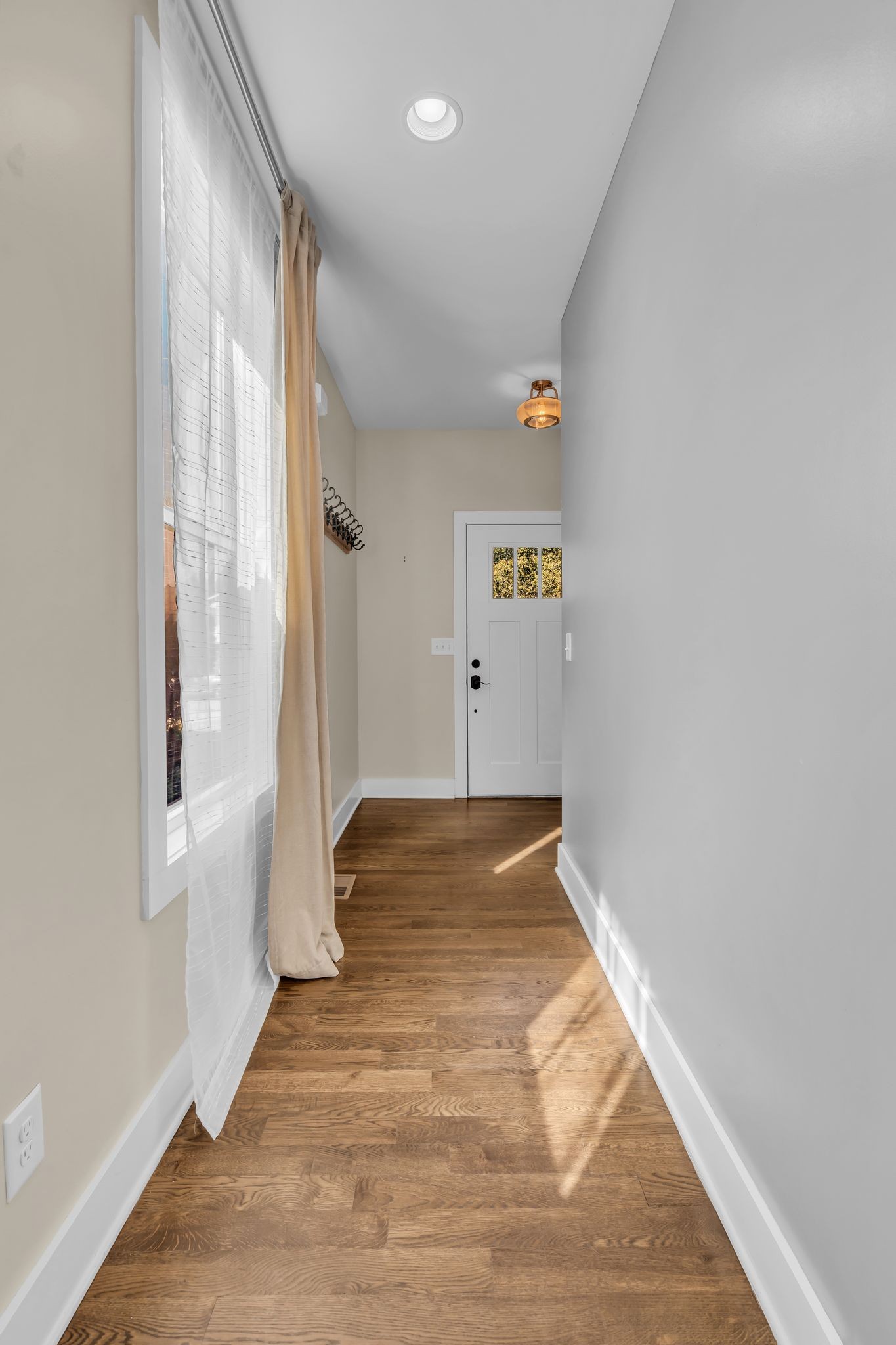 1005B Shadow Ln