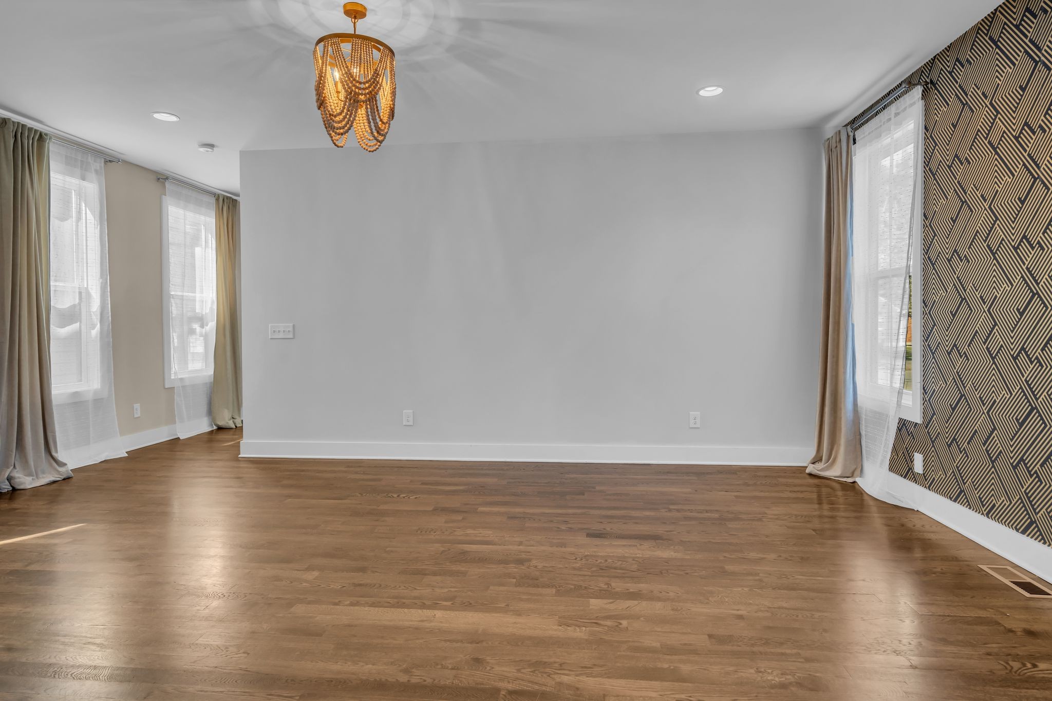 1005B Shadow Ln